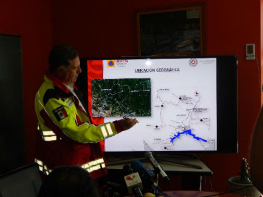 Desfogan presa de Zimapán