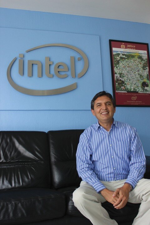 Adoptan el mundo digital