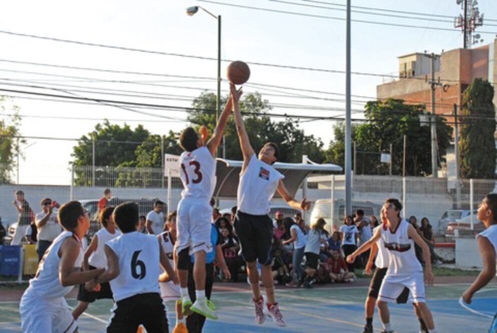 Domina Liga Premier la etapa municipal