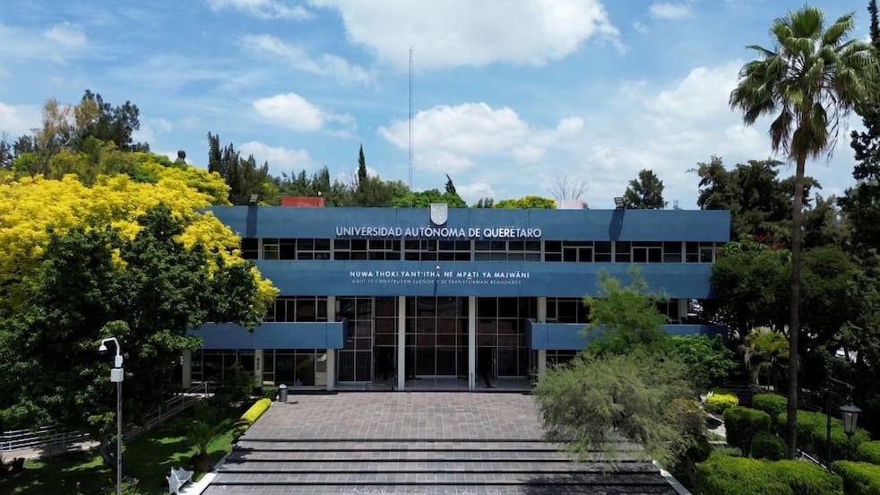 Pide rectora de la UAQ empatía en revisión de los salarios