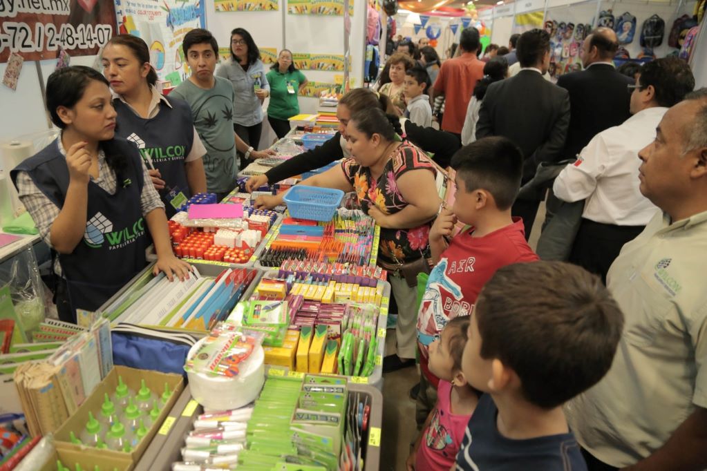 Dejará feria de regreso a clases derrama económica aproximada de 2 mdp