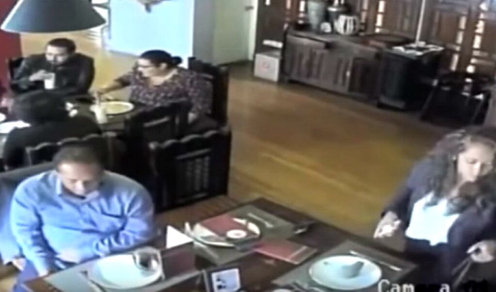 Detienen en Querétaro a dos carteristas