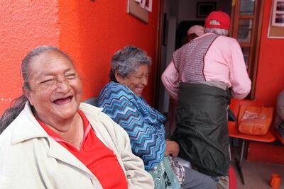 Hallan en Sai Baba comida y compañía