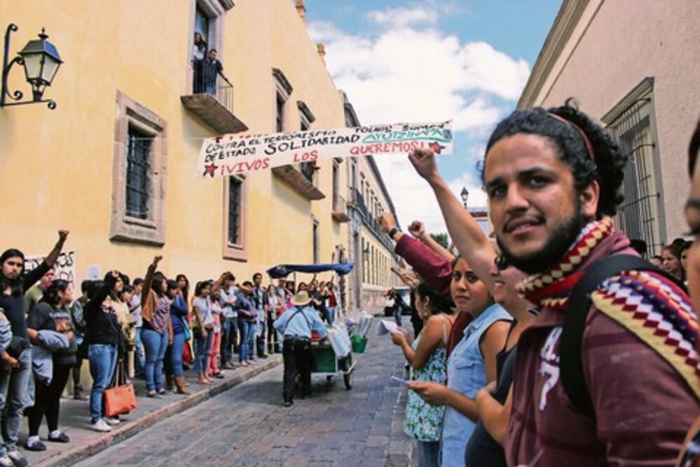 Unidad FCP apoya a los normalistas 