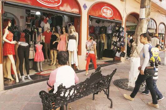 Equipan con botones de pánico a negocios