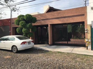 Robo a hermana de José Calzada