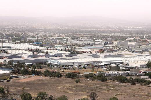 Tiene Querétaro 400 firmas para la bolsa