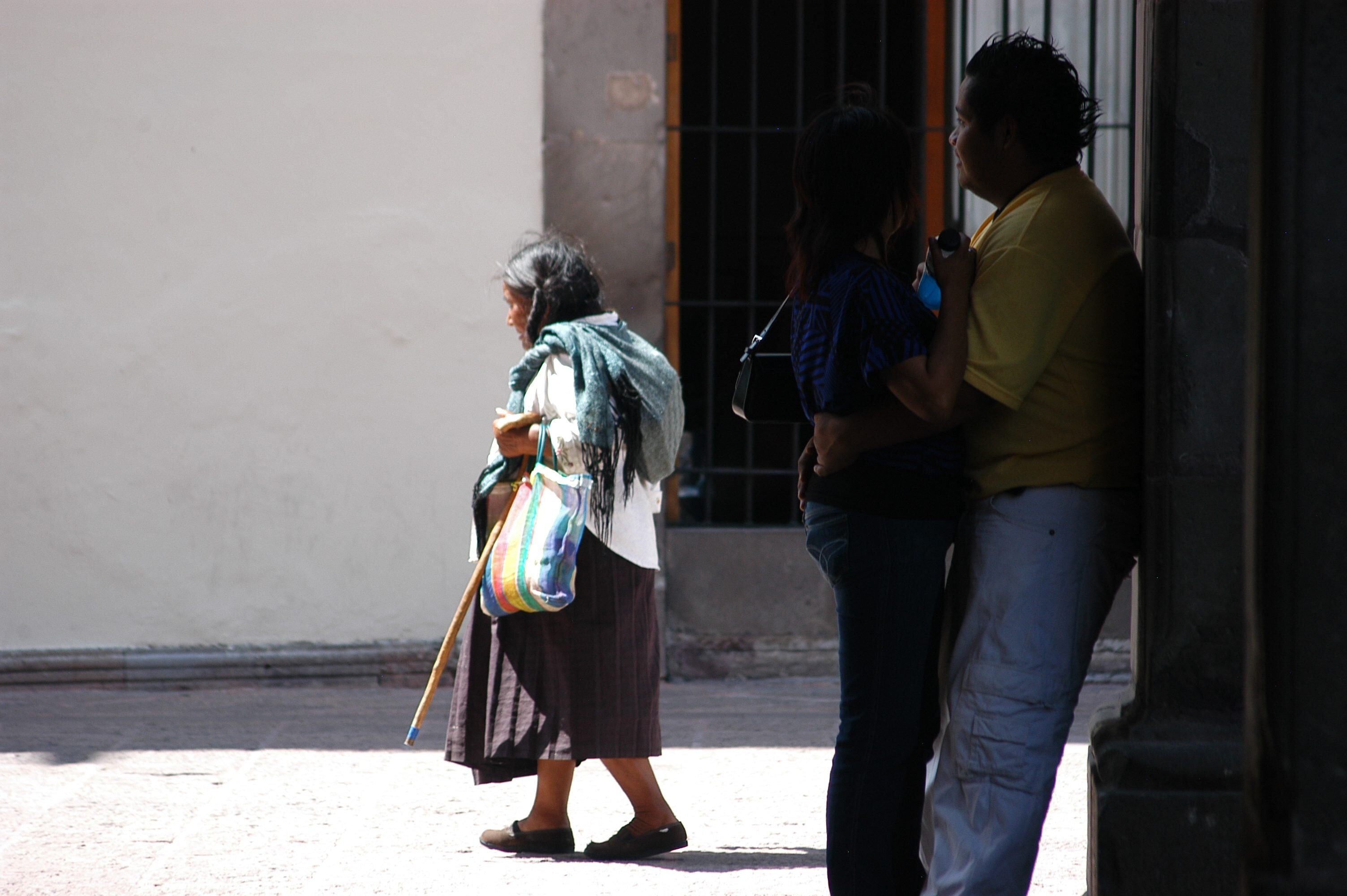 Pendiente, abatir la pobreza: López