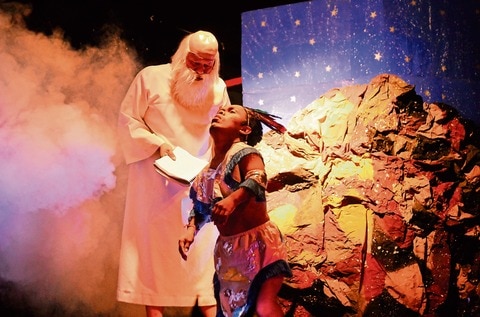  Estrenan la Pastorela Beach