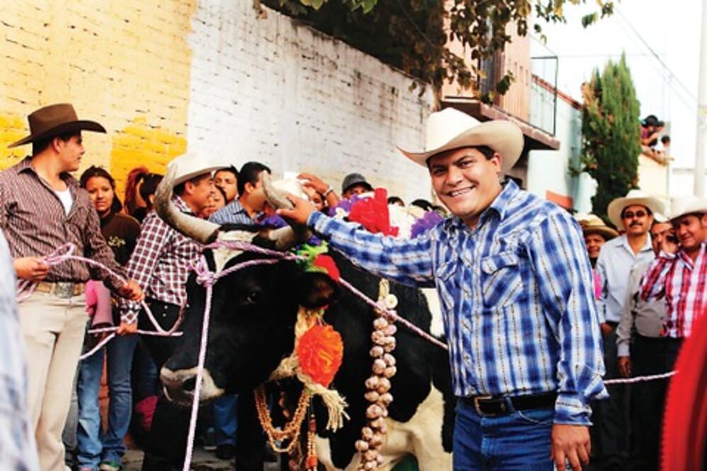 Arranca Paseo del Buey en El Pueblito