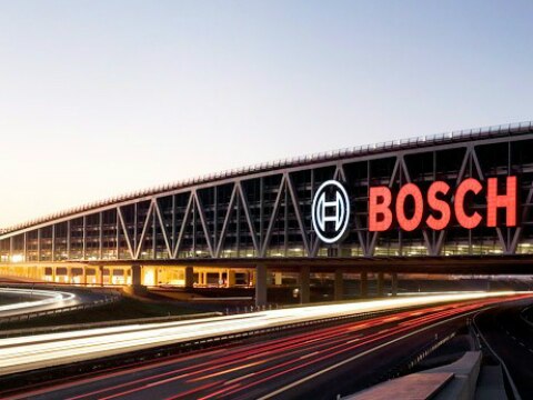 Firma alemana va por talento a las escuelas