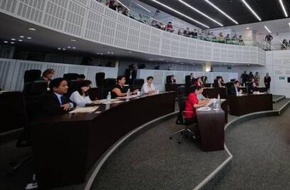 Congreso no asignará más recursos a la universidad