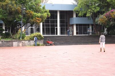 Reconocen rezago en red eléctrica de UAQ 