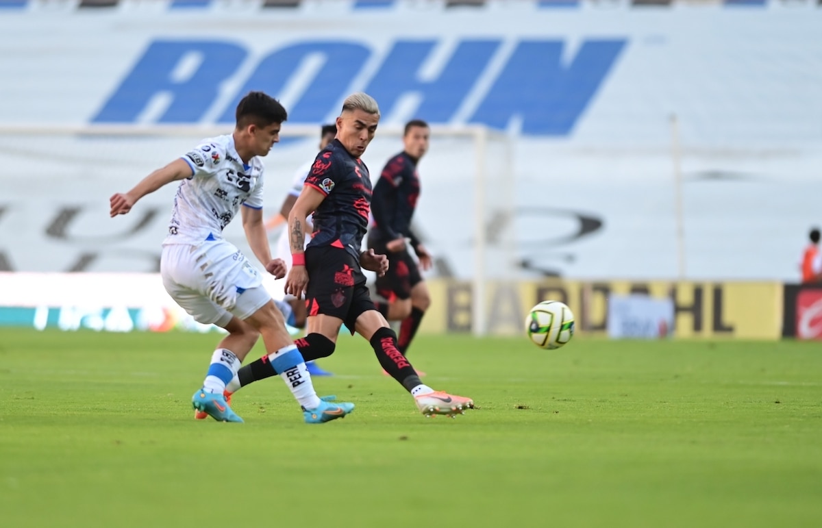 Gallos y Atlas empatan a 3 goles, en el estadio Corregidora