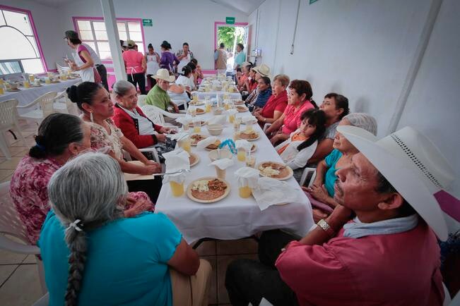 El programa se alinea a la estrategia de la Organización Mundial para la Alimentación y el programa internacional “Hambre Cero”, en donde los gobiernos dotan al sector rural con proyectos para el autoconsumo. (OBTURE PRESS)