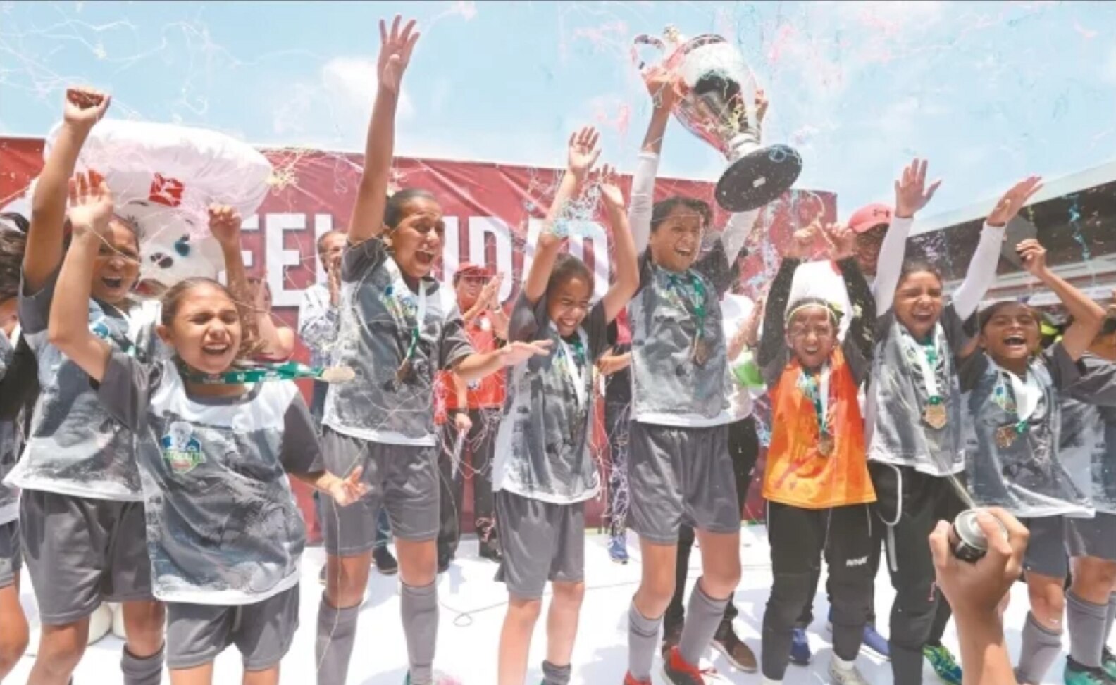 Un éxito, final de Futbolito Bimbo en el Corregidora