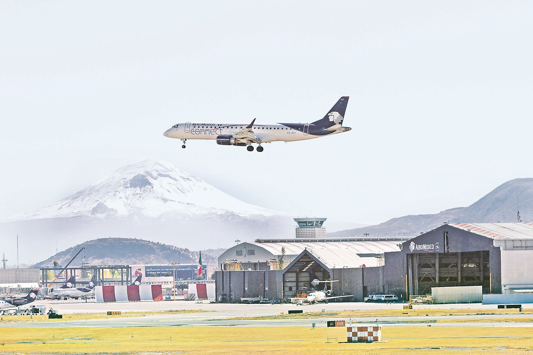 Opera con normalidad aeropuerto en CDMX