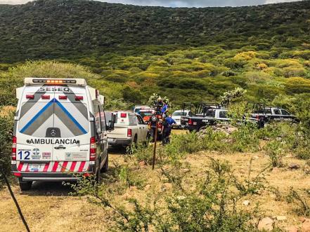 #Avance| Se desploma aeronave en El Marqués; hay dos muertos