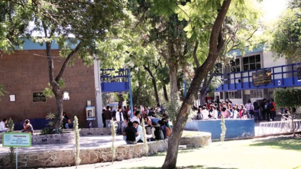 Avanza 53 lugares la UAQ en ranking 