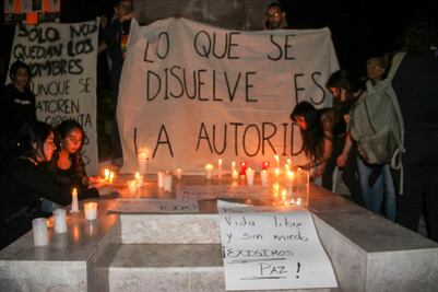 Se manifiestan universitarios contra la violencia ejercida hacia estudiantes en el país