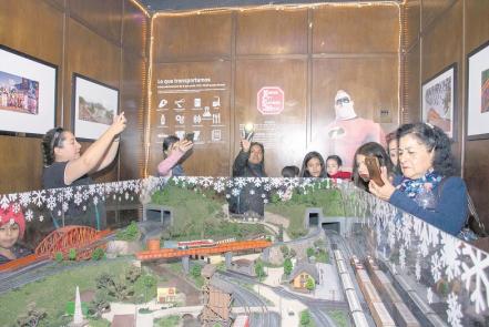 Peligro arruina arribo del tren navideño