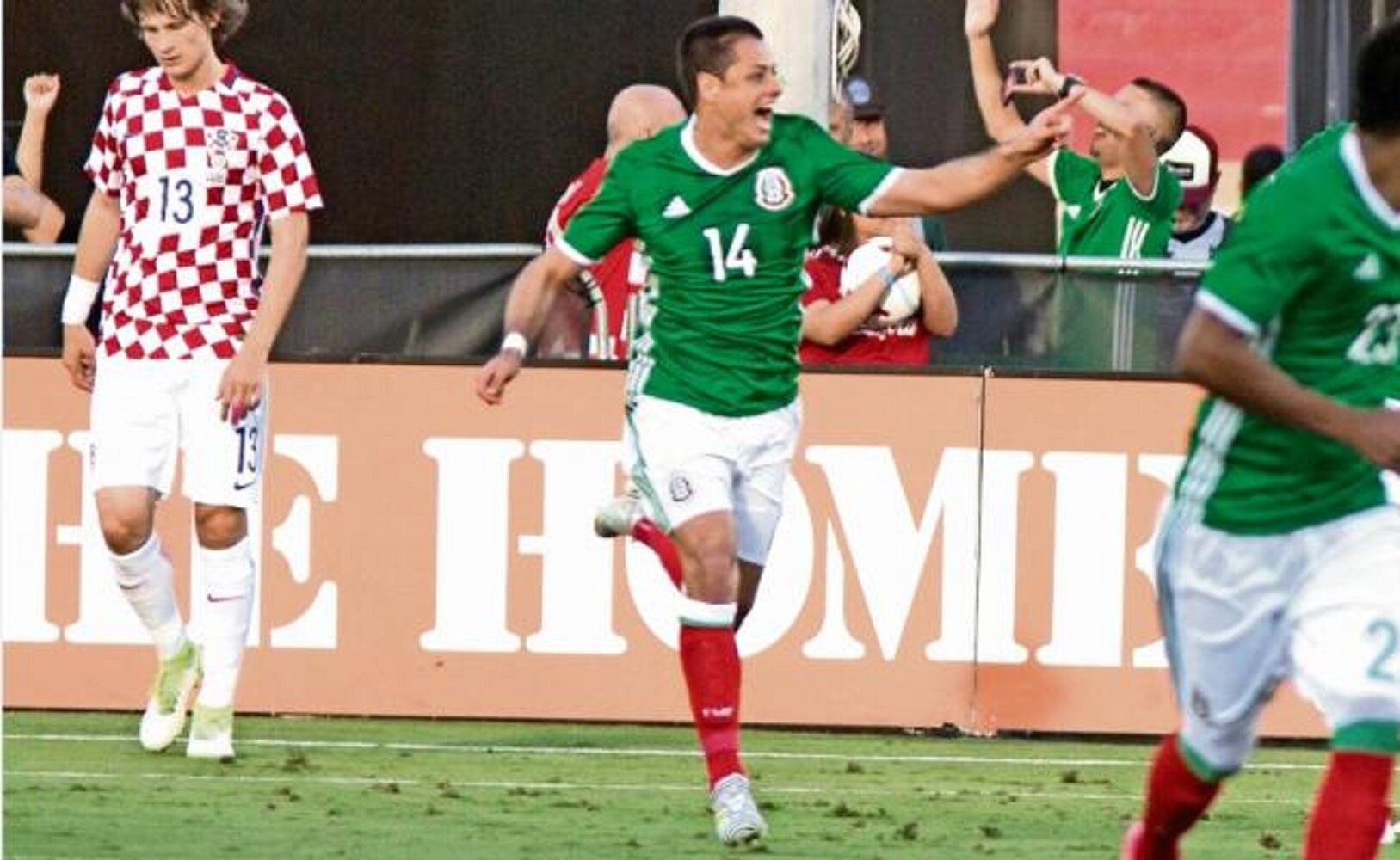 A Chicharito Hernández lo motiva nueva convocatoria