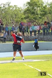 Naomi Mojica da el máximo