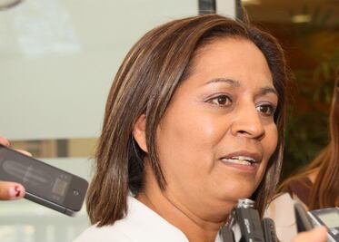 Declina presidenta hablar del  predial 