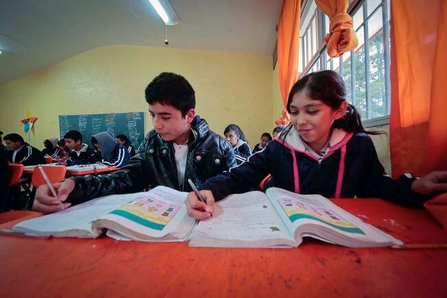Comisión de Educación espera apoyos para el sector en 2019