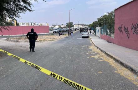 Policías, binomios caninos, vecinos y familiares buscan a Victoria; desapareció en Querétaro 