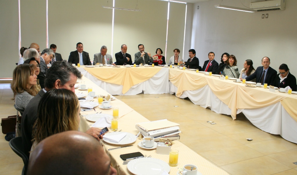 Invitan a jóvenes al congreso "Chavos Sanos 2016"