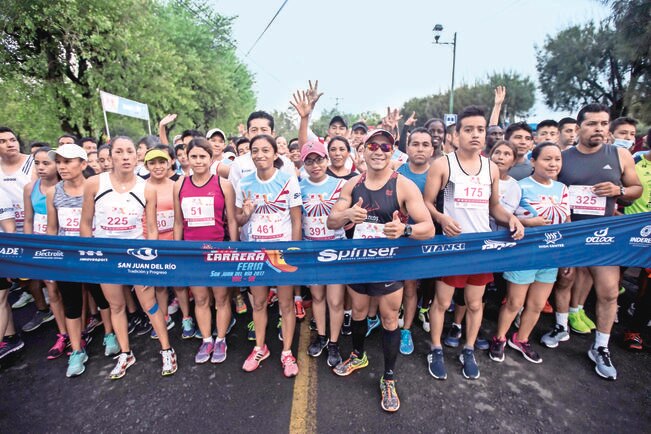 Realizan carrera por aniversario de SJR