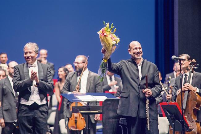 Boustany emocionó en su concierto con la OFEQ