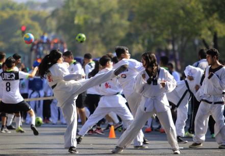 2 mil 600 personas participaron en el desfile del 20 de noviembre en Querétaro