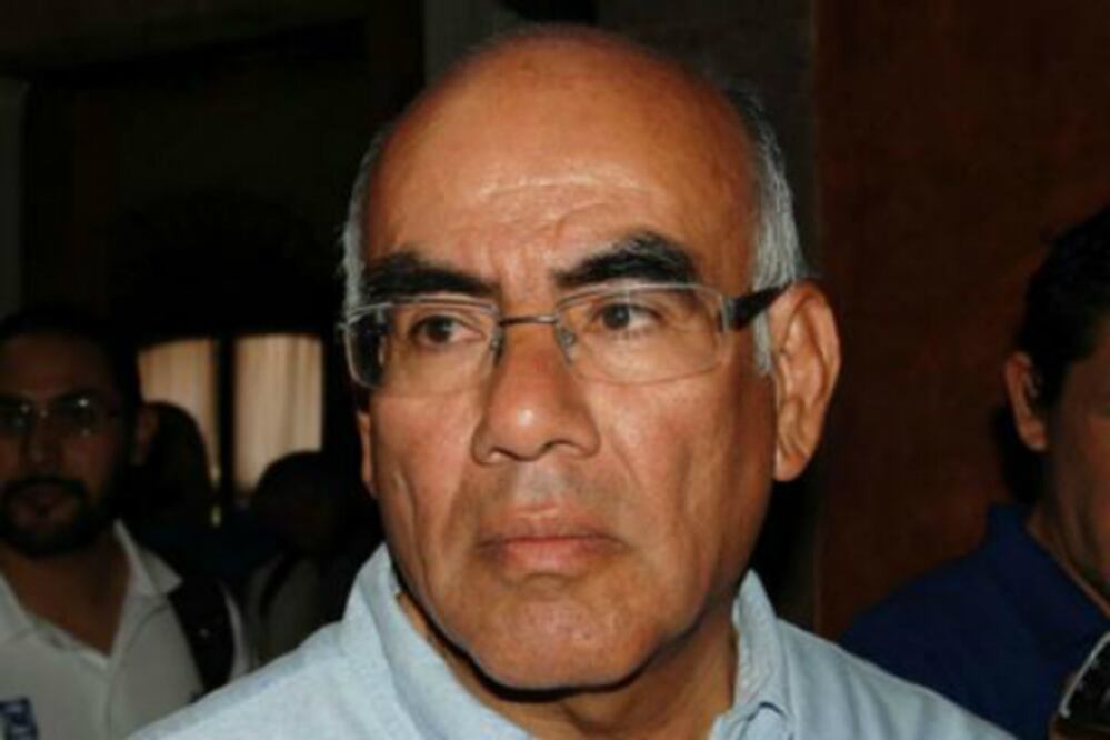 Retrasan denuncia por evasión fiscal