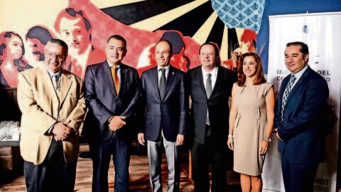 Cámara de Empresas elige a su primer presidente