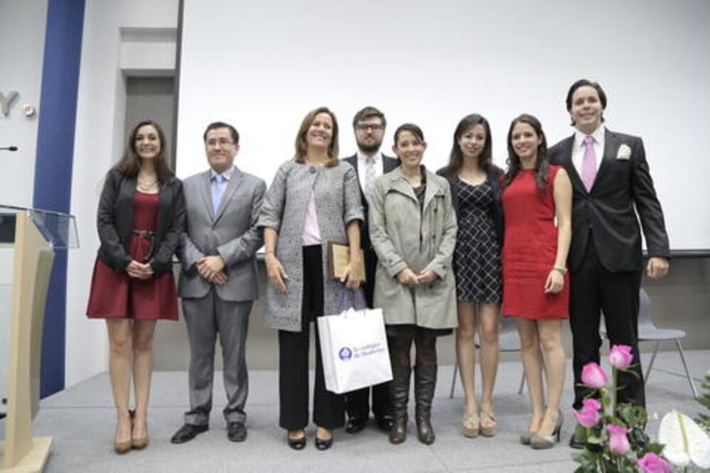 Margarita Zavala da charla a universitarios