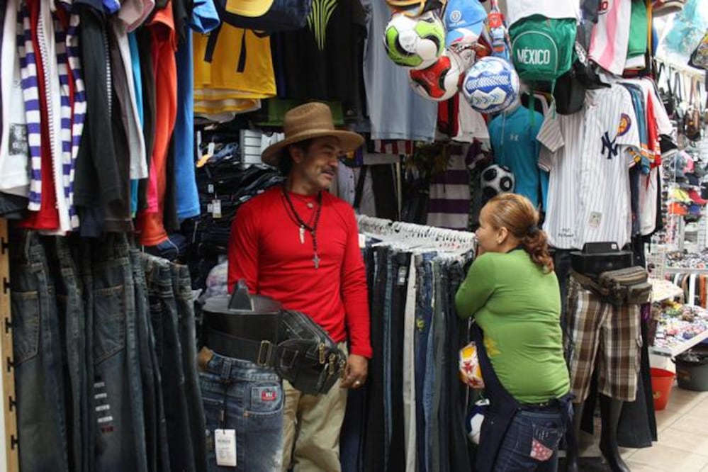 Nava Guerrero señaló que para los locatarios y comerciantes tiene una propuesta que permitirá que obtengan préstamos sin intereses. / Foto: Archivo