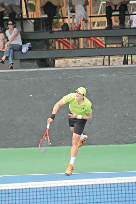  Reyes-Varela y ‘Tiburón’, a la final