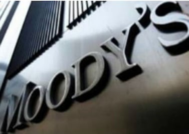 Seguirá deterioro de finanzas estatales: Moody's