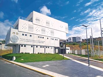 Vinculan a proceso a feminicida de El Marqués