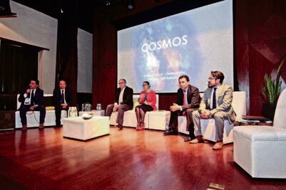 Transparencia, esencial para democratización: De Santiago