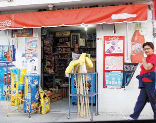 Piden denunciar a seudoservidores