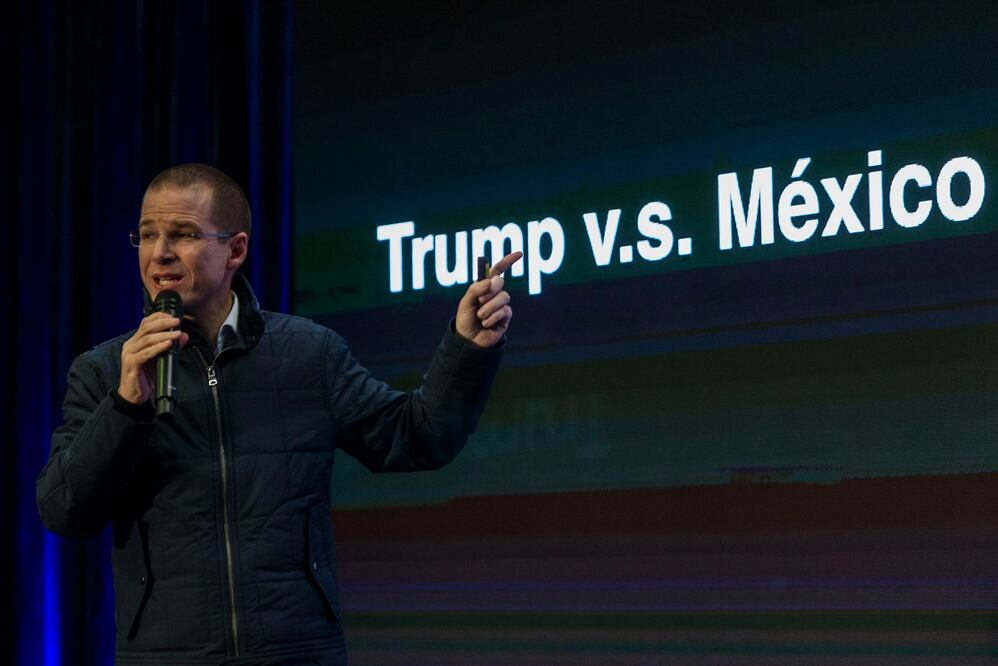 El precandidato a la Presidencia recordó que en 2017 se concluyó el año como el más violento por lo menos en 20 años y que el problema está generalizado prácticamente en todo el país. (DEMIAN CHÁVEZ. EL UNIVERSAL)