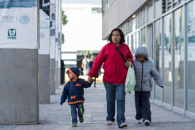 Inviables,  peticiones del sindicato: IMSS