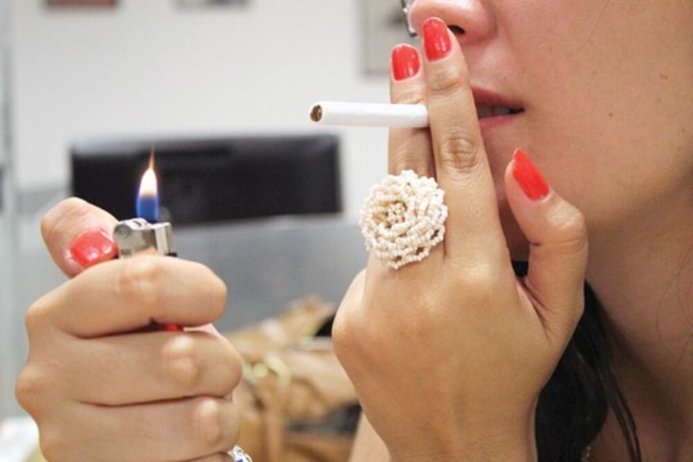 Avanza ley contra humo de tabaco