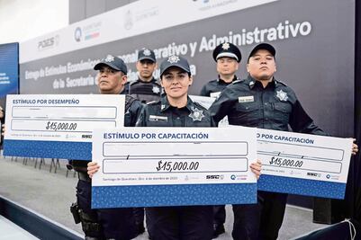 "Sígansela rifando", pide Mauricio Kuri a policías estatales