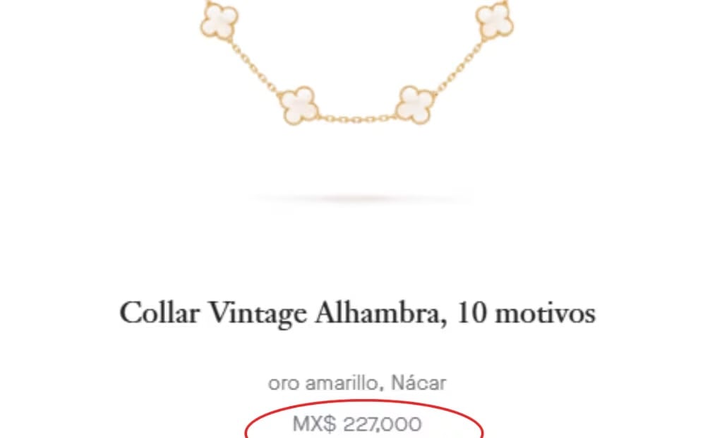 Alcaldesa de Acapulco asegura que collar de 227 mil pesos es un regalo del pueblo (27/10/2025). Foto: Captura de pantalla