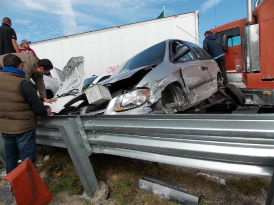 Carambola deja dos prensados