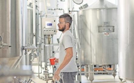 Paso a paso para decir ¡Salud!